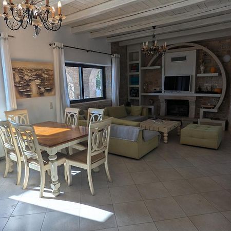 Magnificent, Authentic Private Villa And The Guest House Kardhamili Luaran gambar