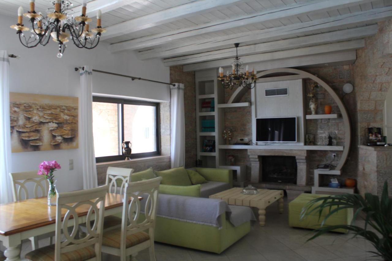 Magnificent, Authentic Private Villa And The Guest House Kardhamili Luaran gambar